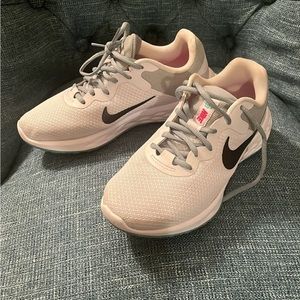 Nike Womens Running Shoes